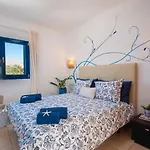 Frontline 26, Modern Coastal Design With Amazing Views Сasa de vacaciones