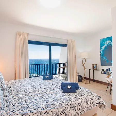 Frontline 26, Modern Coastal Design With Amazing Views 度假居 *