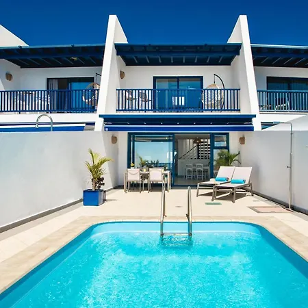 Frontline 26, Modern Coastal Design With Amazing Views 度假居